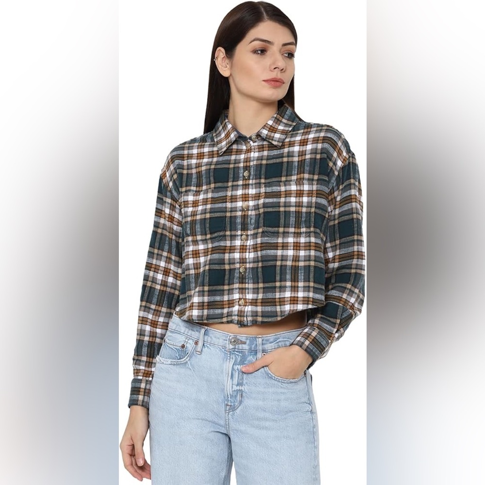 American Eagle Cropped Flannel Button Front Top, Plaid, Woman's Medium - Picture 7 of 7